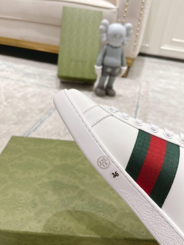 Gucci Sneaker - Image 3