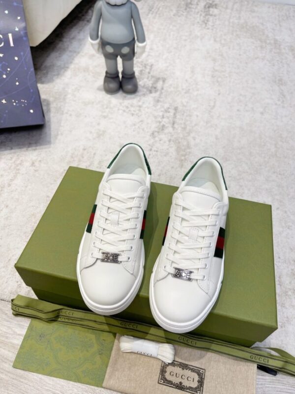 Gucci Sneaker - Image 2