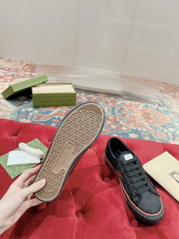 Gucci Sneaker - Image 4
