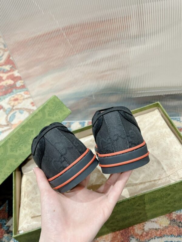 Gucci Sneaker - Image 3
