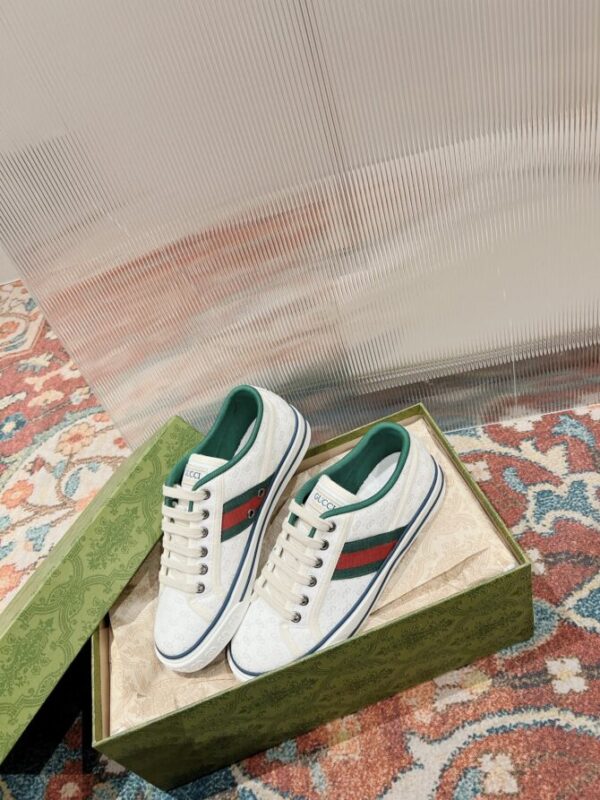 Gucci Sneaker - Image 2
