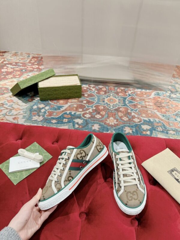 Gucci Sneaker - Image 2