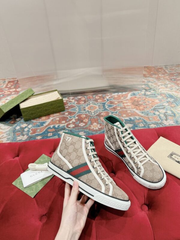 Gucci Sneaker - Image 3