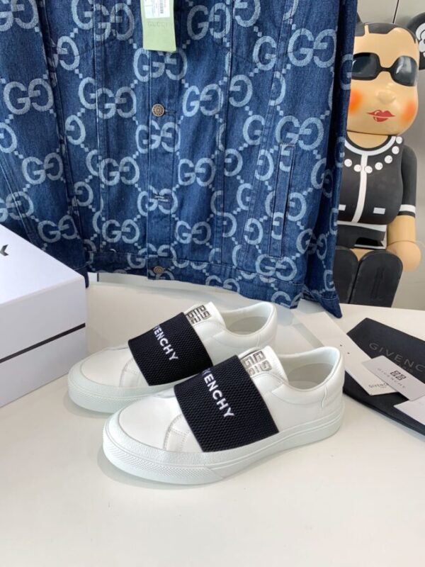 GVC Sneaker - Image 9