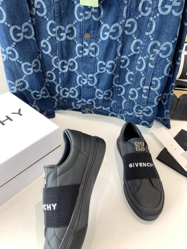 GVC Sneaker - Image 5