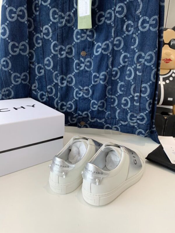 GVC Sneaker - Image 6