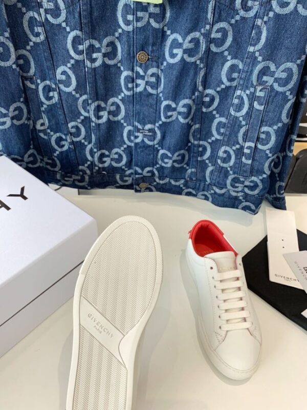 GVC Sneaker - Image 4