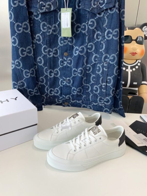 GVC Sneaker - Image 9