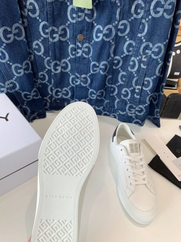 GVC Sneaker - Image 4
