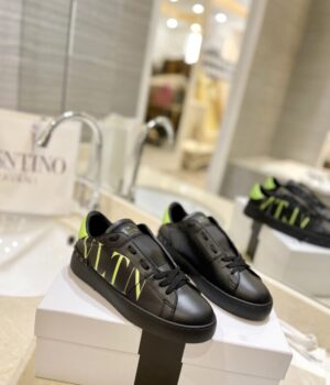 Valentino Sneaker