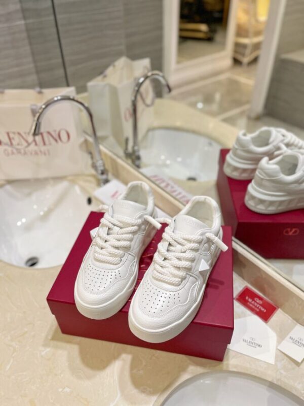 Valentino Sneaker - Image 8