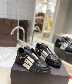Valentino Sneaker