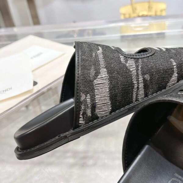 Fendi Slides - Image 9
