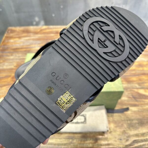 Gucci Slides - Image 3