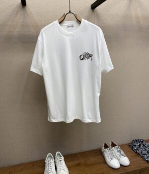 Dior T-Shirt