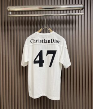 Dior T-Shirt