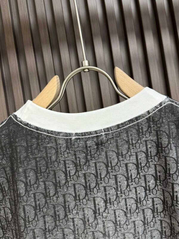 Dior T-Shirt - Image 10