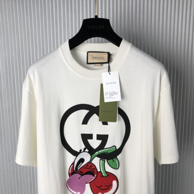 Gucci T-Shirt - Image 8