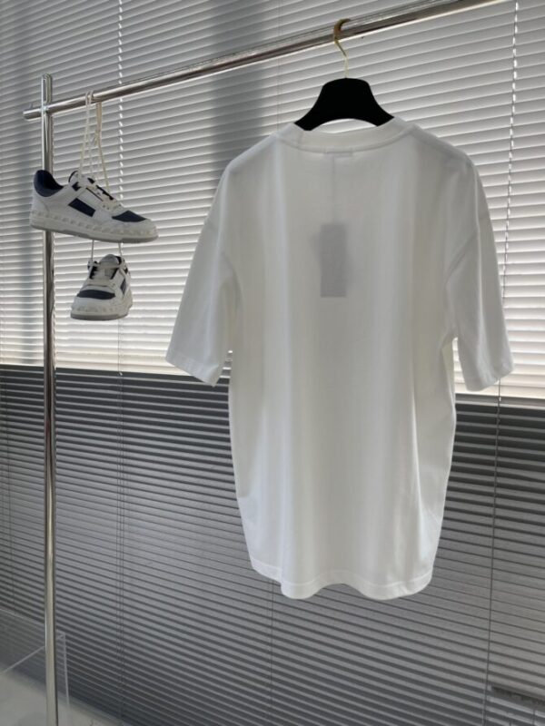 Dior T-Shirt - Image 2