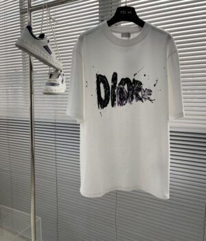 Dior T-Shirt