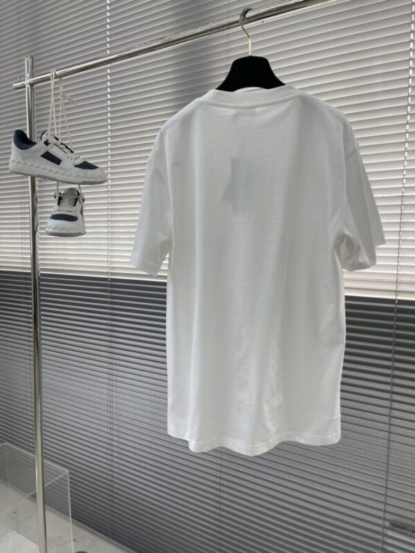 Dior T-Shirt - Image 2