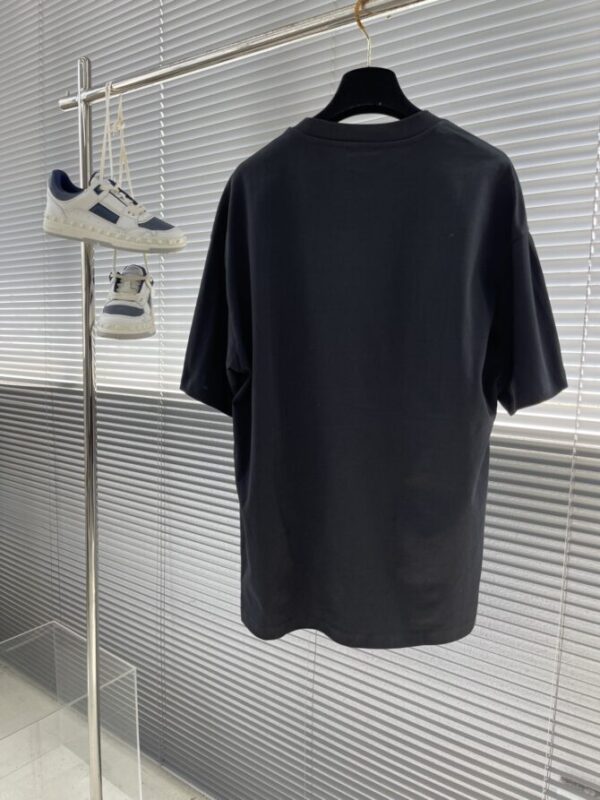 Dior T-Shirt - Image 2