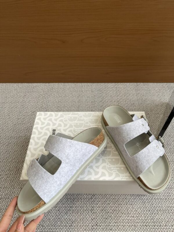 Dior Slides - Image 9