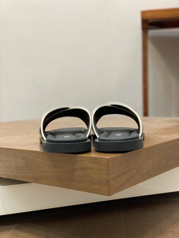 Dior Slides - Image 4
