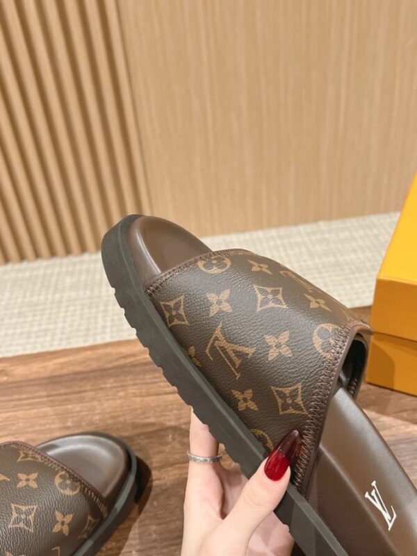 LV Slides - Image 6