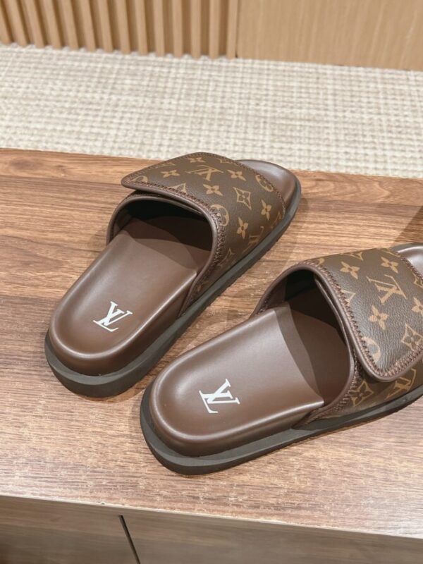 LV Slides - Image 4