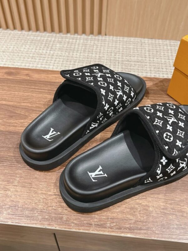 LV Slides - Image 5