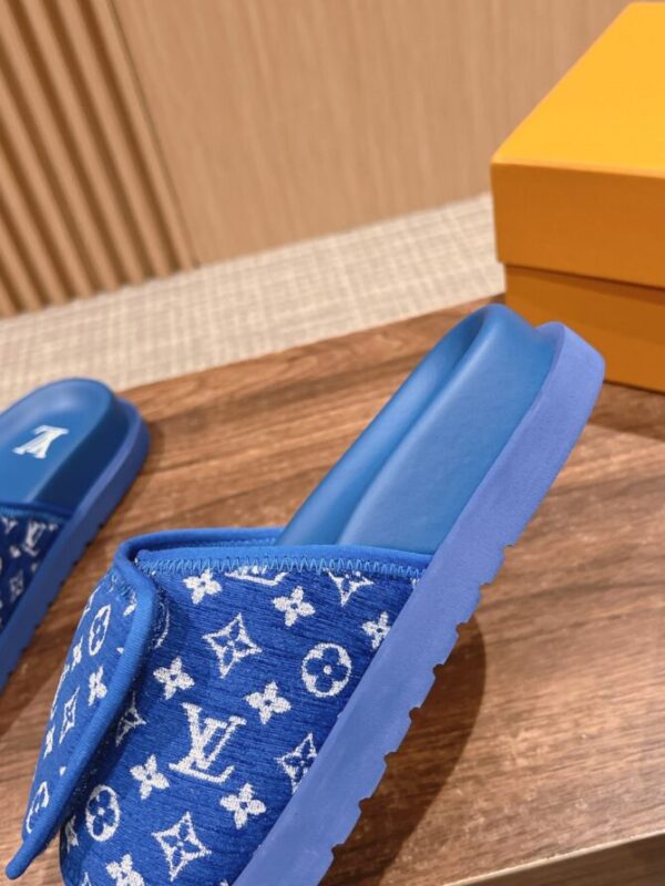 LV Slides - Image 4