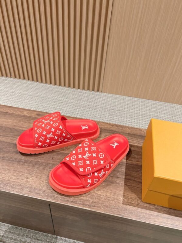 LV Slides - Image 2