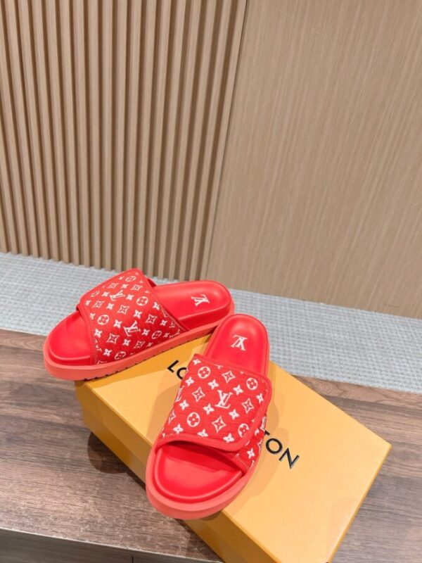 LV Slides - Image 8