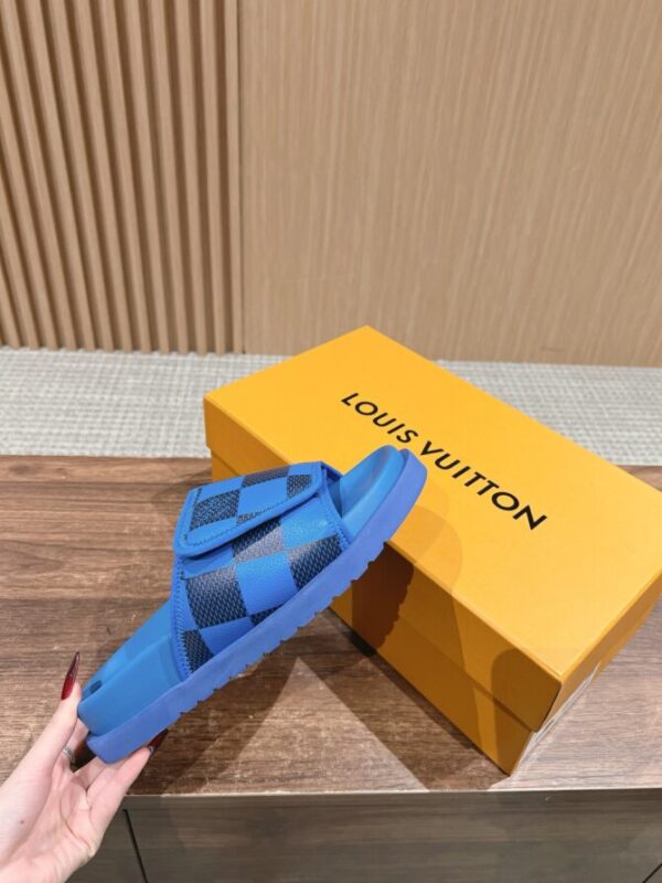 LV Slides - Image 8