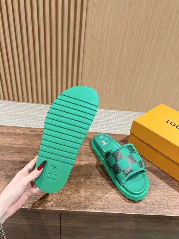 LV Slides - Image 2
