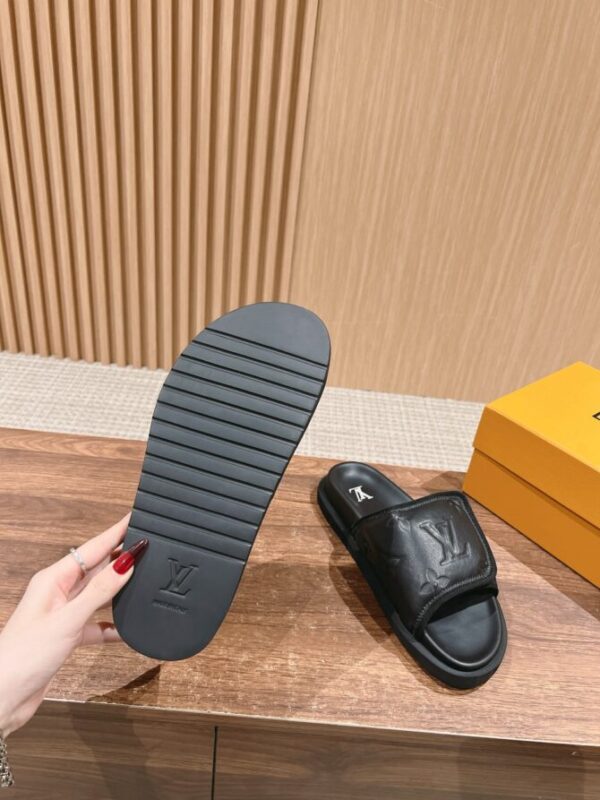 LV Slides - Image 3