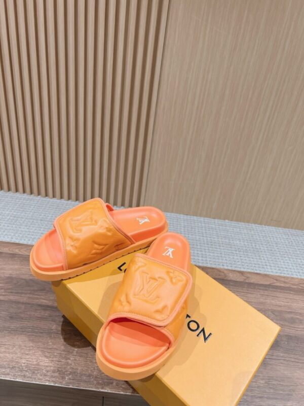 LV Slides - Image 8
