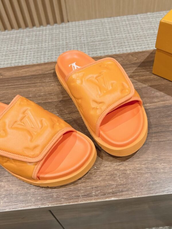LV Slides - Image 6