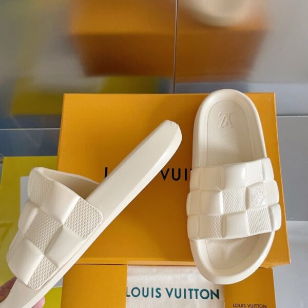 LV Slides - Image 9