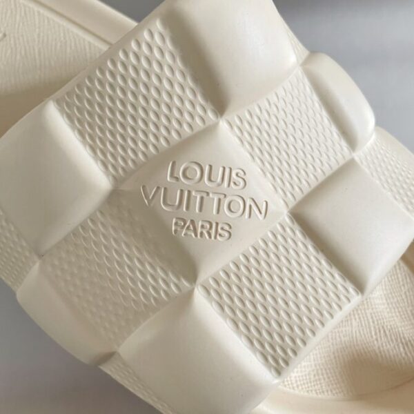 LV Slides - Image 6
