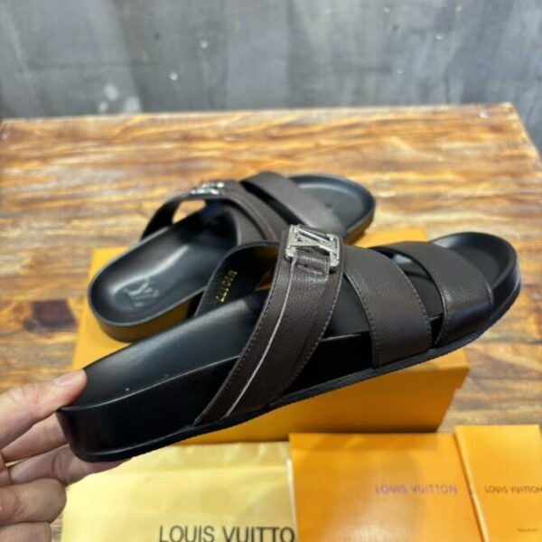 LV Slides - Image 6