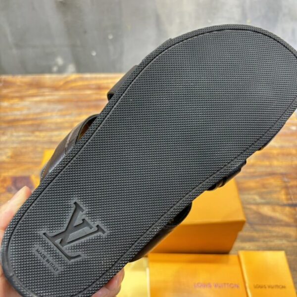 LV Slides - Image 4