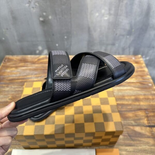 LV Slides - Image 5