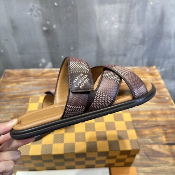 LV Slides - Image 4