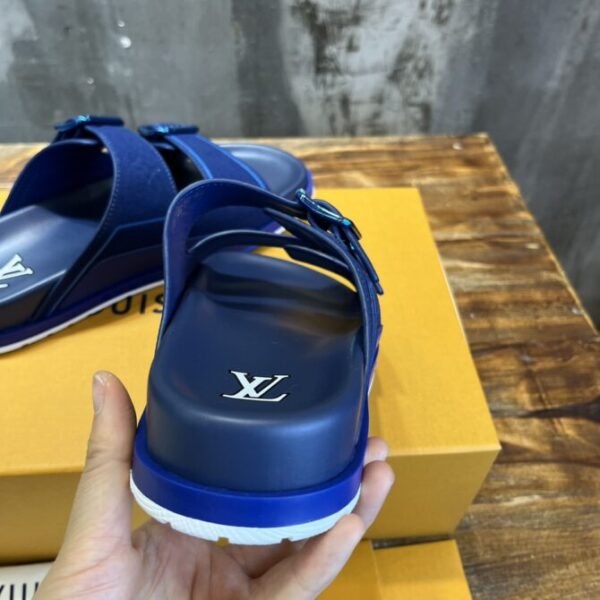 LV Slides - Image 3