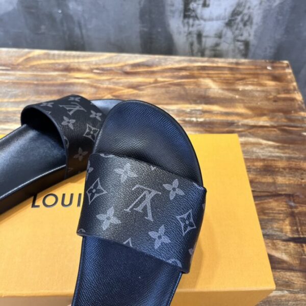 LV Slides - Image 8