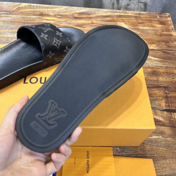LV Slides - Image 6