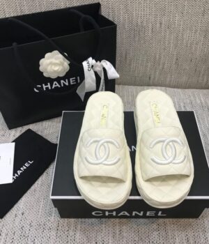 CHANEL Slides