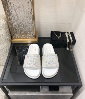 CHANEL Slides